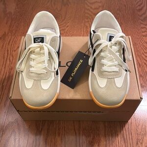 De Florence Cloudea White and Black Women’s Sneakers